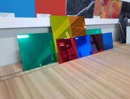 Coloured Eva Interlayer Laminated Mirror by Graphic Glass Services