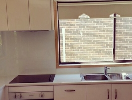 White Colourback Glass Kitchen Splashback by Graphic Glass Services Qld
