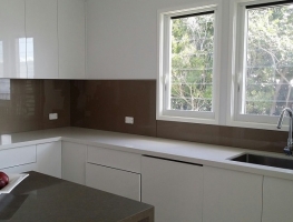 Colourback Glass Splashback by Graphic Glass Services Qld