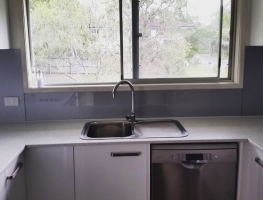 Filtered Silver Splashback with window 03.17