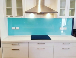 Colourback Glass Splashback in Tropical Splash by Graphic Glass Services Qld