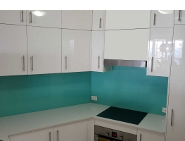 Pola Tea with Super Sparkle by Graphic Glass Services