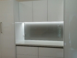 Colourback Glass Splashback by Graphic Glass Services Qld